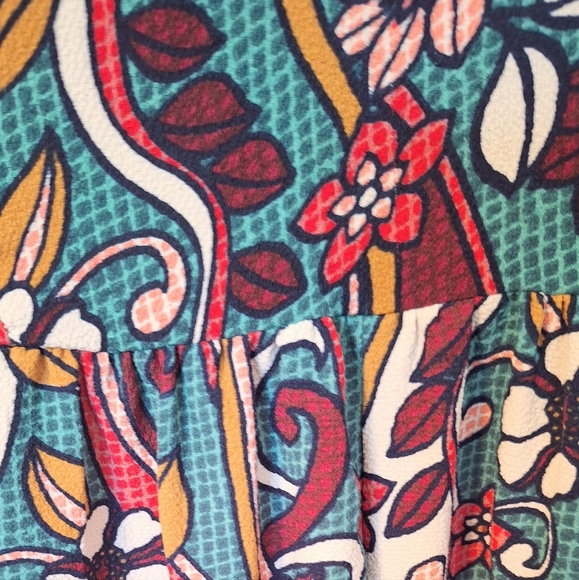 Red camel floral ruffle dress sz medium *C1 - Picture 2 of 6